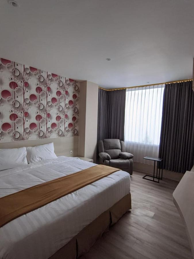 Hotel Lereng Bromo Pasuruan Esterno foto