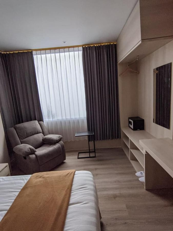Hotel Lereng Bromo Pasuruan Esterno foto